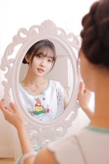 袜子里满是白色的液体
